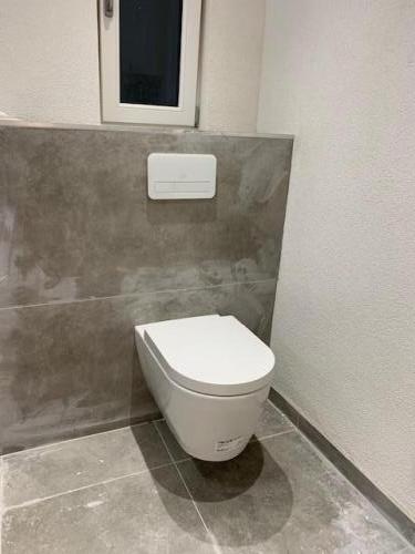 wc-szerelvenyezes